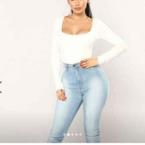 New Fashion Nova Ivory color Bodysuit. Size Large